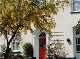 College Guest House, holiday rental in Haverfordwest