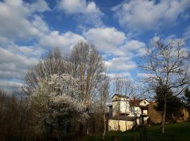 DUC MANOIR Chambres d'hôtes, podeželska hiša v mestu Aubin