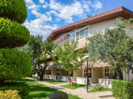 Gurel Garden House, μοτέλ σε Kucukkuyu
