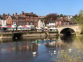 Kingfisher Riverside Cottage, vacation rental in Bewdley