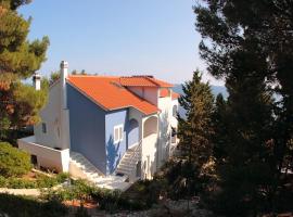 Apartments Maja, hotel em Hvar