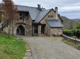 Wächterhaus auf der Sauerburg, cheap hotel in Sauerthal