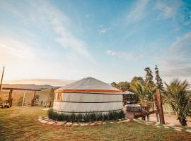 Natureza exuberante, conforto inesquecível, yurt mongol, hotel a Jacutinga