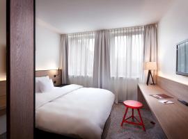 Sorat Hotel Saxx Nürnberg, hotel near Nuremberg Airport - NUE, 