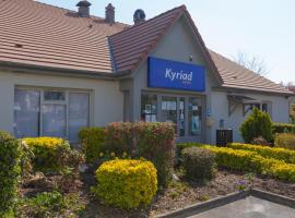 Kyriad Chantilly Sud - Luzarches, hotel perto de Montgriffon Hotel Golf Course, Chaumontel