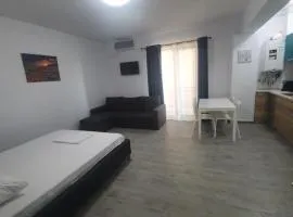 Brizza Apartments 3 Mamaia Nord