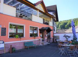 Gasthof Zum Löwen, hotel sa Mespelbrunn