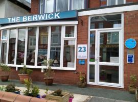 The Berwick - Over 40's Only, gistihús í Blackpool