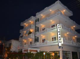 Lefka Ori, hotel ve městě Chania
