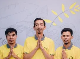 AUR KUNING HOSTEL SYARIAH Bukittinggi