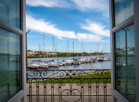 Naval Guest House & Bistrô, guest house in Vila do Conde