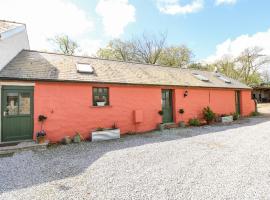 Blueberry Cottage, hotel with parking in Haverfordwest