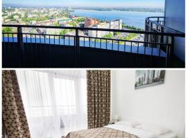 SkyTech Most City Hotel 19 floor PANORAMIC VIEW, hotel em Dnipro