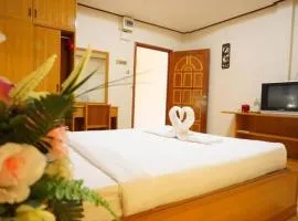 โรงแรมพิมายบุรี Phimaiburi Apartment