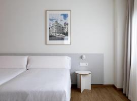 Apartamentos Forum Ceao: Lugo'da bir otel
