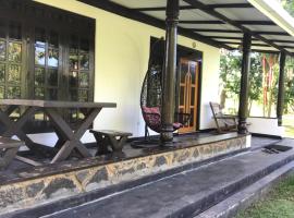aji fruit farm, hotel v destinaci Embilipitiya