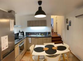 Maison de village au pays des lavandes &agrave; Valensole