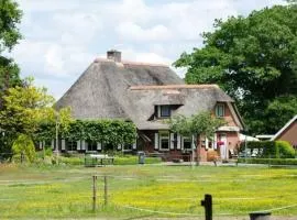 Luxury group accommodation for 14 people