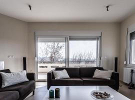 Modern apartment with wonderful view, villa in Epanomi