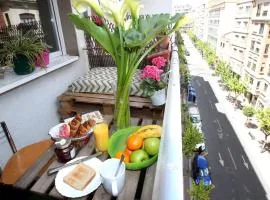 "El rincon del pintor"Enorme piso a junto a Laurel ascensor By Apartamentos Logrono