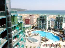 Най-добрите 10 за хотела с басейни в Приморско, България | Booking.com
