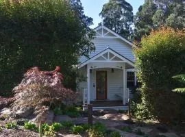 Garden Cottage - Mt Dandenong Luxury for Couples