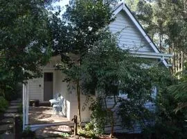 Fern Cottage - Mt Dandenong romance