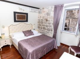 Deluxe Collection Hotel Kastel, hotell i Split
