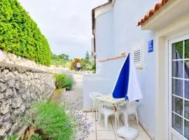 Charming apartment in Kampor with private garden - 28 m²
