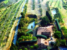 Da TILLI alla Fornace - Agriturismo，蒙塔伊奧內的農莊