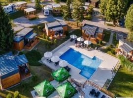 Mobile home Plitvice, hotel en Grabovac