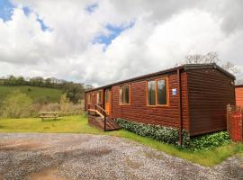Exe Valley Lodge, holiday home in Tiverton