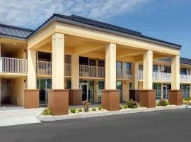 Quality Inn Saint Petersburg North-Tampa Bay