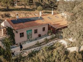 The Lemon Lodge, cabin in Aljezur