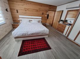 אלאפנדי מפנק חדר וחצי, hotel in Majdal Shams