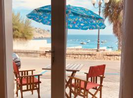 La Finestra Sul Mare: Castro di Lecce'de bir otel