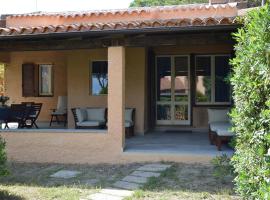 Casa a Calaverde vista mare, viešnagės vieta mieste Santa Margherita di Pula