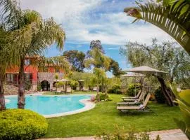 Leonardo Resort