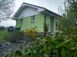 Zielony domek – obiekty na wynajem sezonowy w mieście Bąków