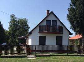 Gólyafészek, cottage in Abádszalók