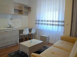 Lux Apartmani, hotel a Kladovo