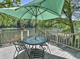 Lakeview Escape with Direct White River Access!