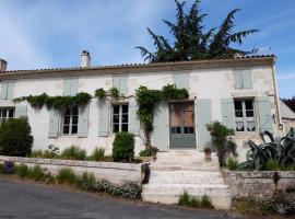 Maison Lépie, bed and breakfast en Beurlay