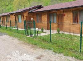 ЕКО БУНГАЛА, hotel i Trŭn