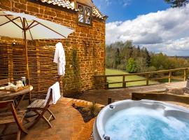 Heath Farm Holiday Cottages, golfhotell i Swerford