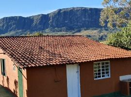 CASA ACALANTA-Trilha das Flores-SERRA DA CANASTRA, hotel u gradu Sao Žoze do Bareiro
