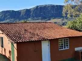 CASA ACALANTA-Trilha das Flores-SERRA DA CANASTRA، فندق في ساو جوزيه دو باريرو