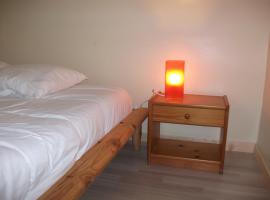 Logement ST GILDAS, hotel a Pommerit-Jaudy