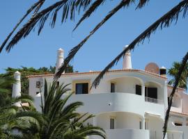 Renovated Vale do Milho Golf Apartment with sea view, golfhotel Carvoeiróban