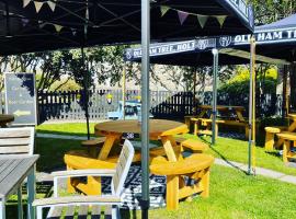 The Old Ham Tree, hotel with parking in Holt